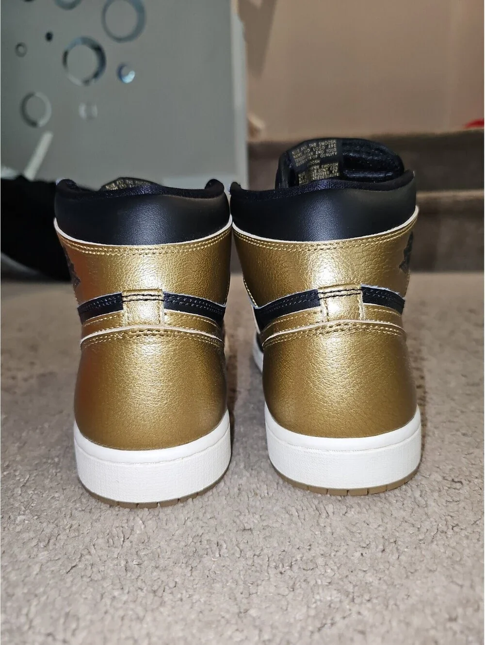 Size 10.5 - Air Jordan 1 Retro OG High Black Gold